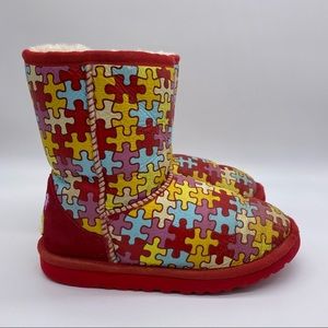 UGG girl’s boots size 2